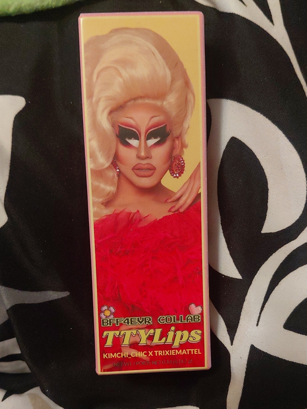 Kimchi Chic Beauty Lipstick — Bright Red